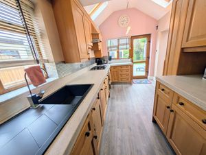 Photo 33- click for photo gallery